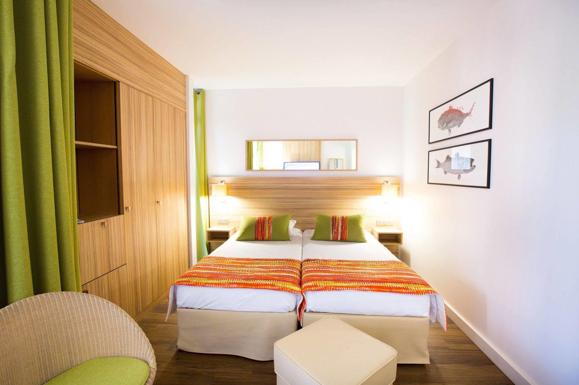 Hotel Vacances Bleues Delcloy Saint-Jean-Cap-Ferrat Bagian luar foto