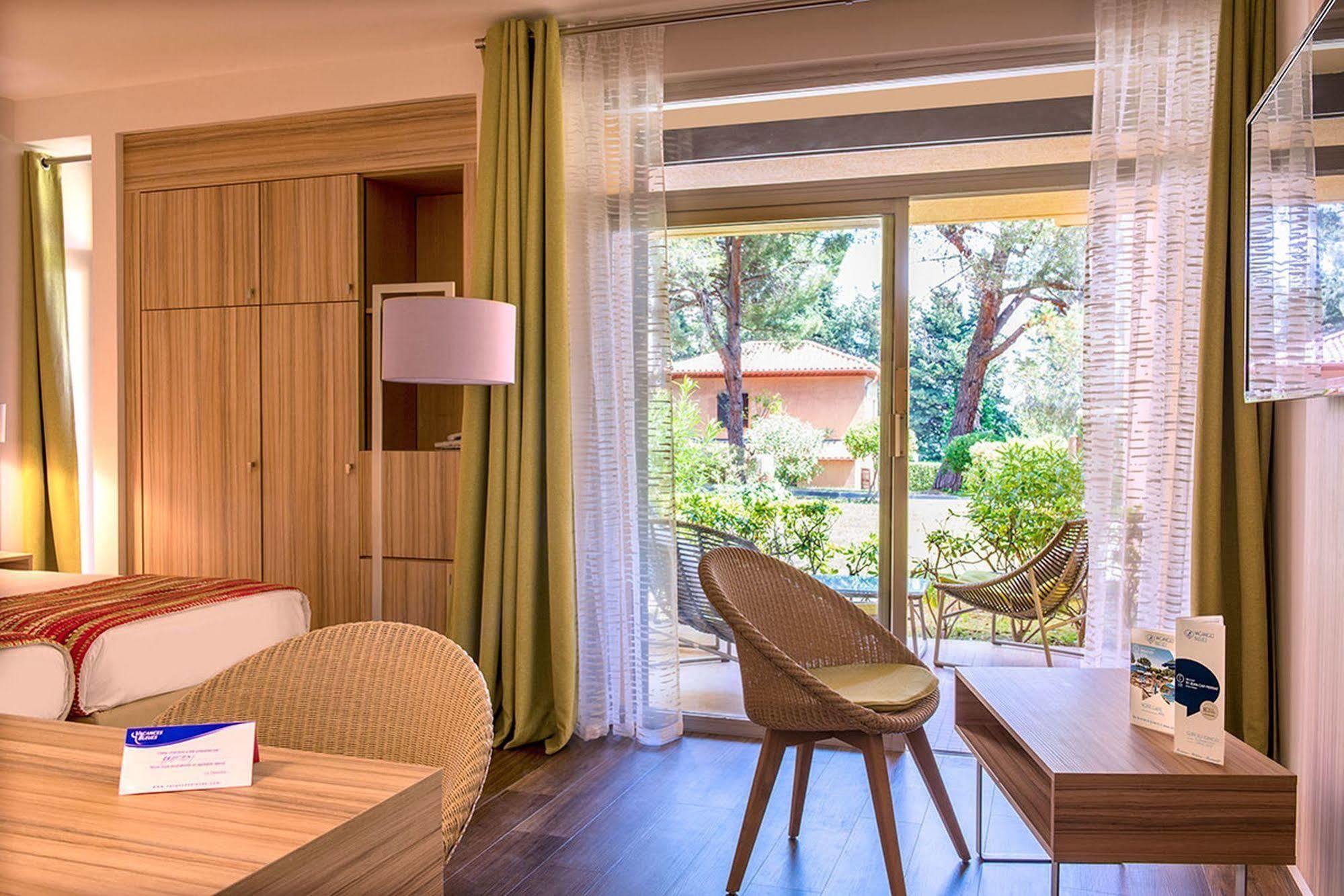 Hotel Vacances Bleues Delcloy Saint-Jean-Cap-Ferrat Bagian luar foto
